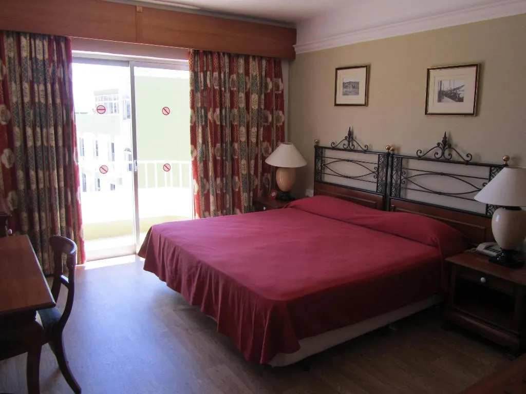 TWIN STANDARD Room, Topaz Hotel, Malta