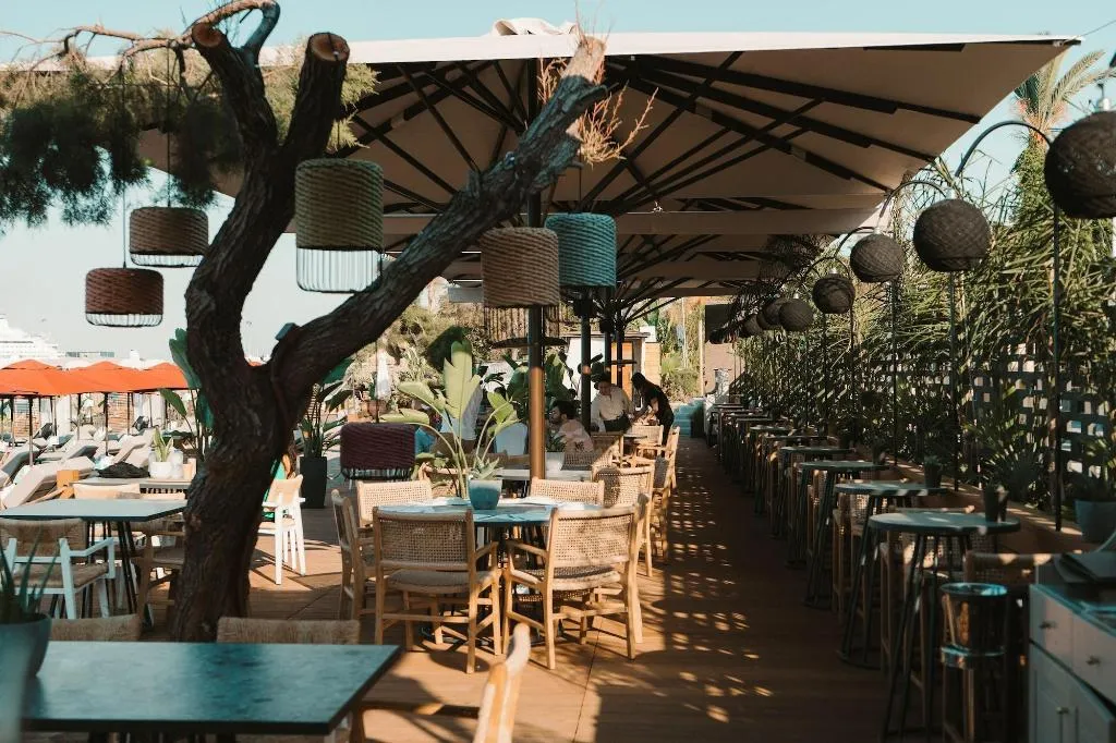 Beach, Grande Albergo Delle Rose, Rhodes