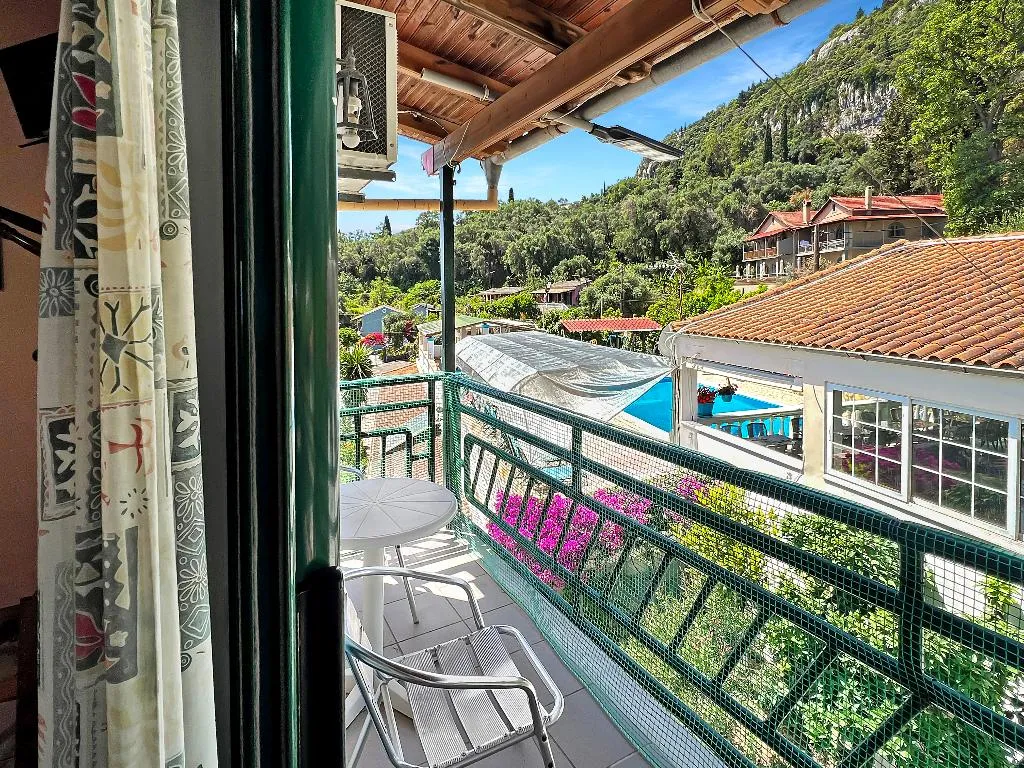 APARTMENT CAPACITY 3 Room, Andromaches Holiday apartments, Corfu