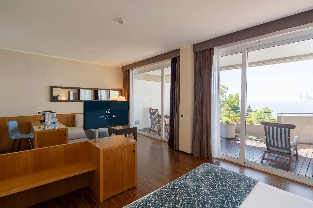 JUNIOR SUITE SEA VIEW Room, Eurostars Monte Tauro, Taormina