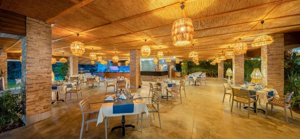 Restaurant, Royal Garden Beach Hotel, Antalya