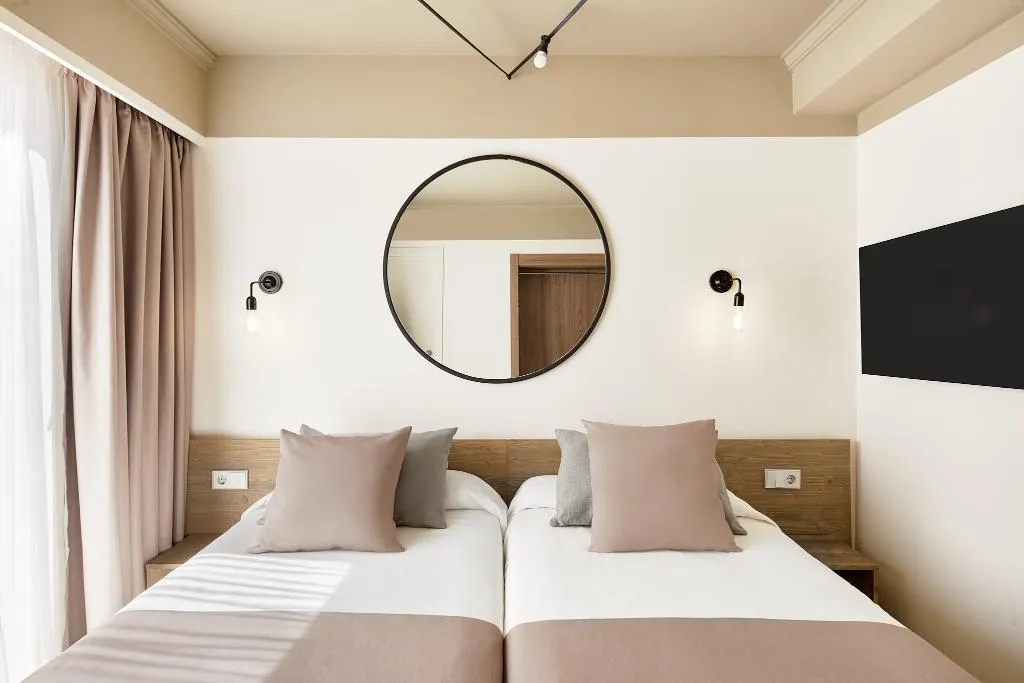Room, tent Capi Playa, Majorca