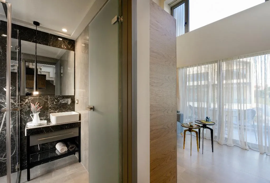 JUNIOR SUITE GARDEN VIEW Room, Serenity Suites, Halkidiki