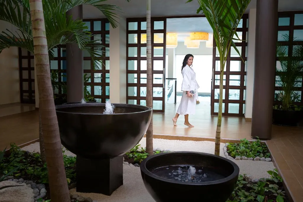 Sports and Entertainment, El Dorado Seaside Palms Spa Resort-All Inclusive, Cancun Area
