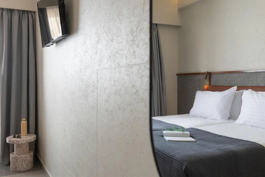 Room, Evripides, Athens