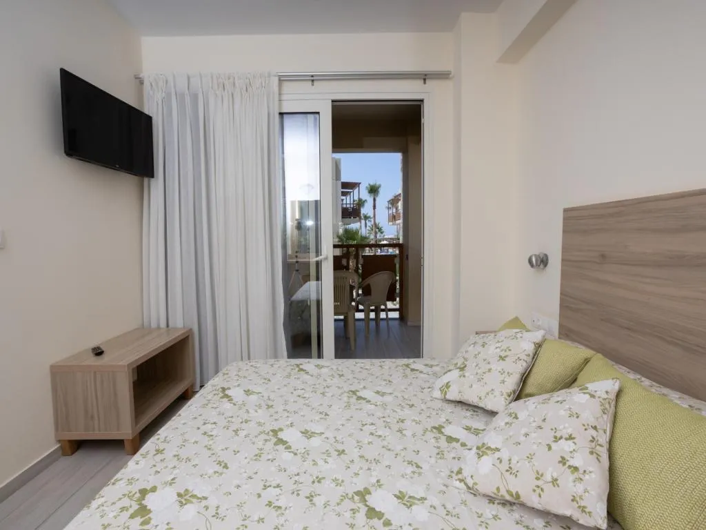 APARTMENT SIDE SEA VIEW Room, Ilian Beach, Crete