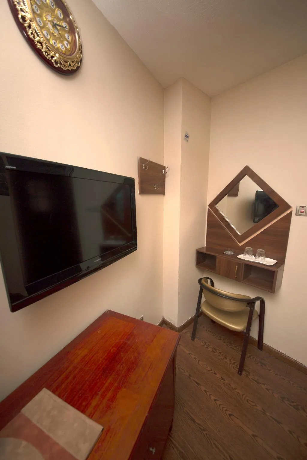 Double or Twin DELUXE Room, Downtown Hotel, Dubai