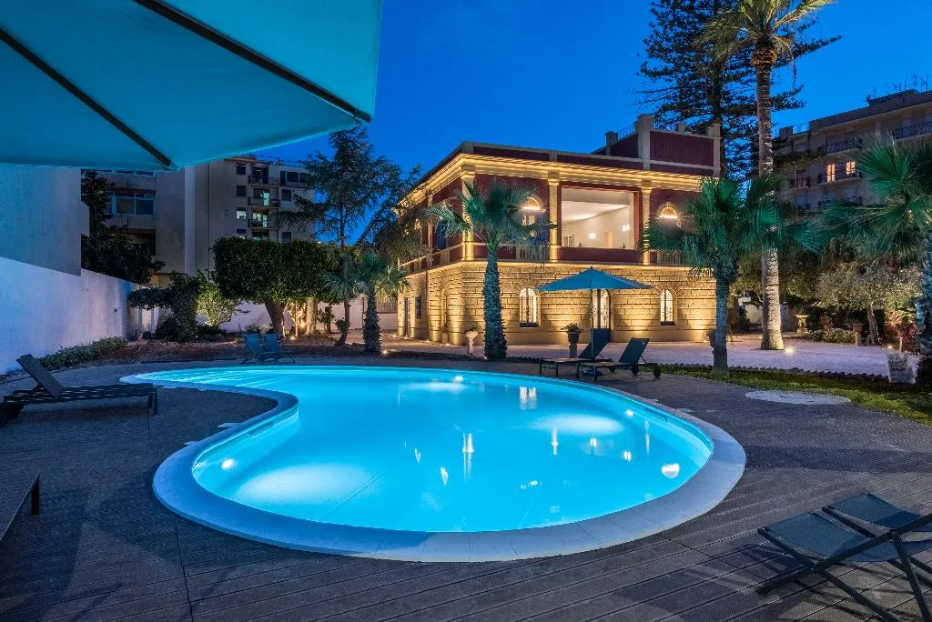 Pool, Giardini Mon Plaisir, Palermo