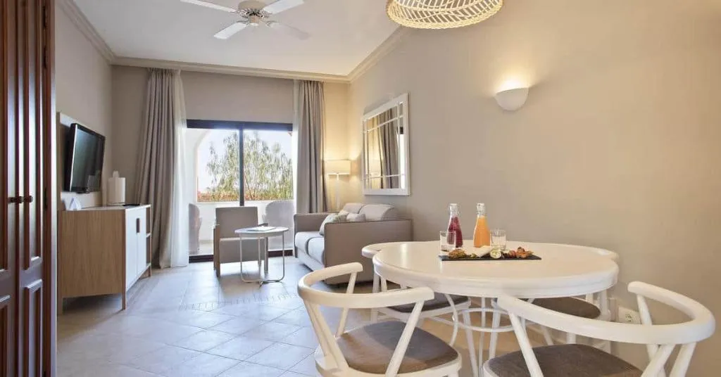 JUNIOR SUITE STANDARD Room, Melia Villaitana, Costa Blanca