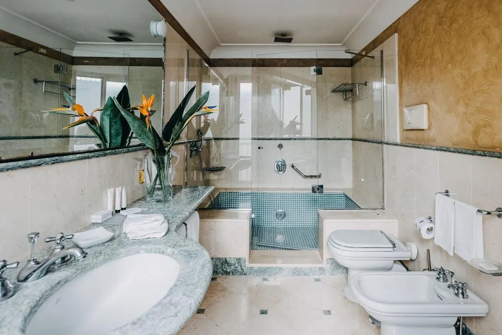 DOUBLE CLASSIC Room, Costantinopoli 104, Naples