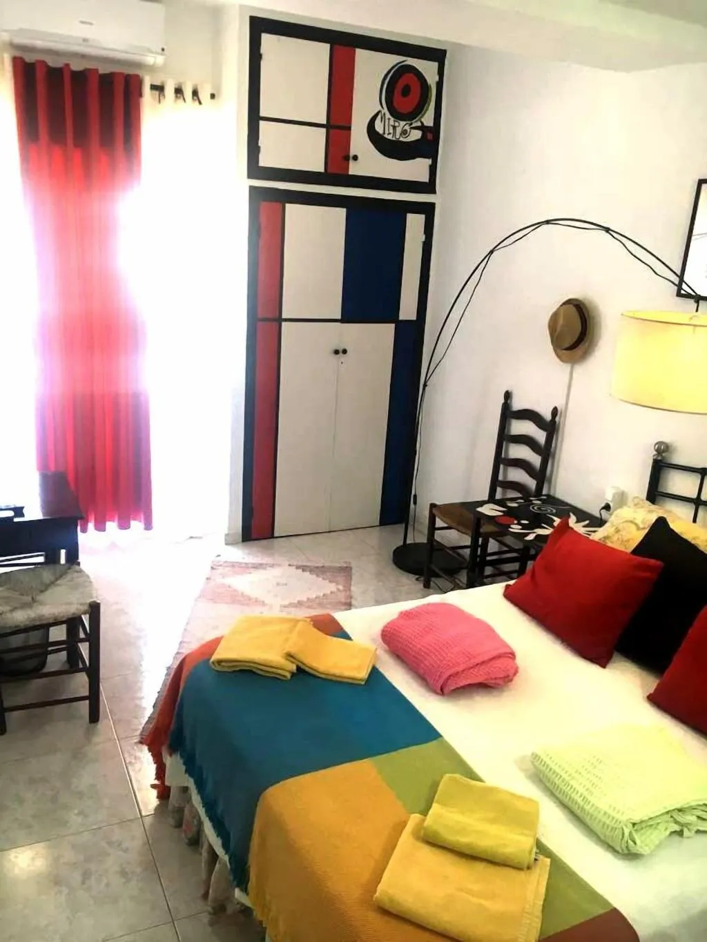 Room, El Artista de Paraíso, Costa Blanca