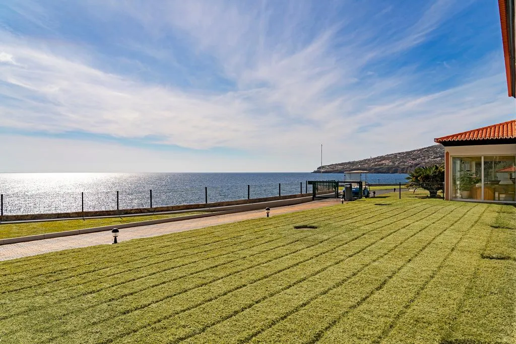 Double or Twin SUPERIOR SEA VIEW Room, Albatroz Beach & Yacht Club, Madeira