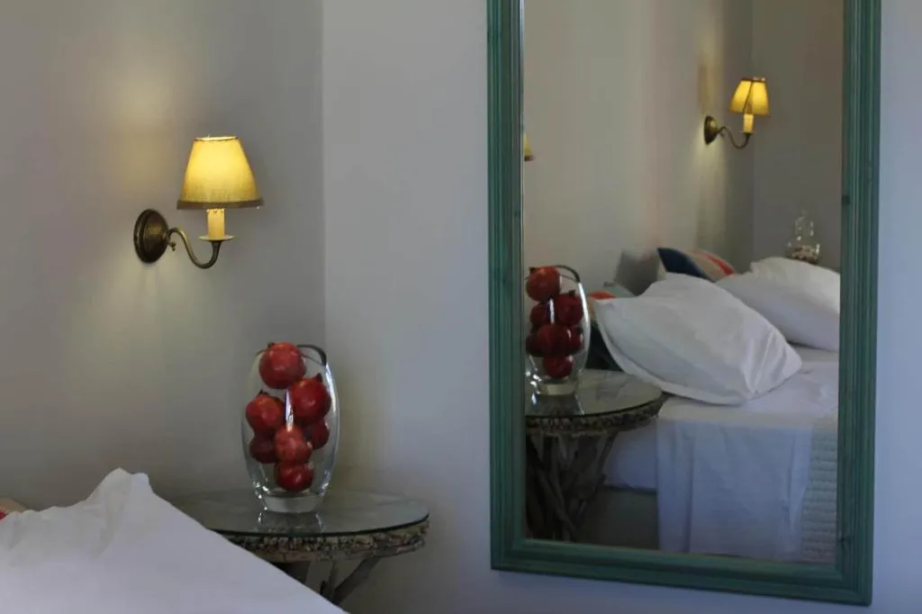 Room, Eleas Gi, Zante