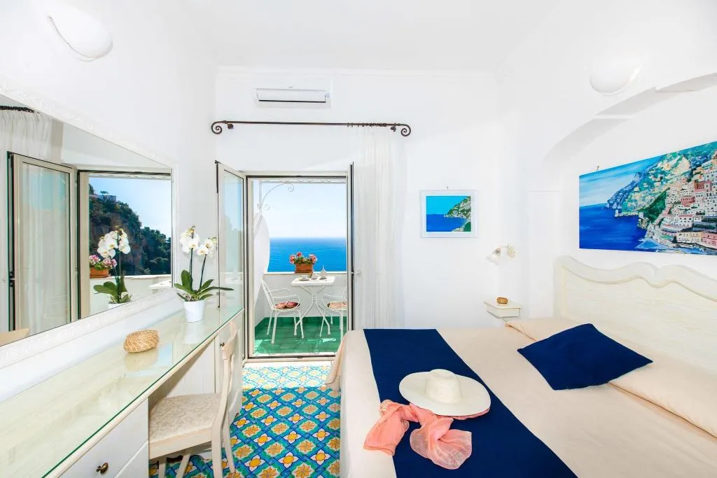 DOUBLE SUPERIOR SEA VIEW Room, Pensione Casa Guadagno, Naples