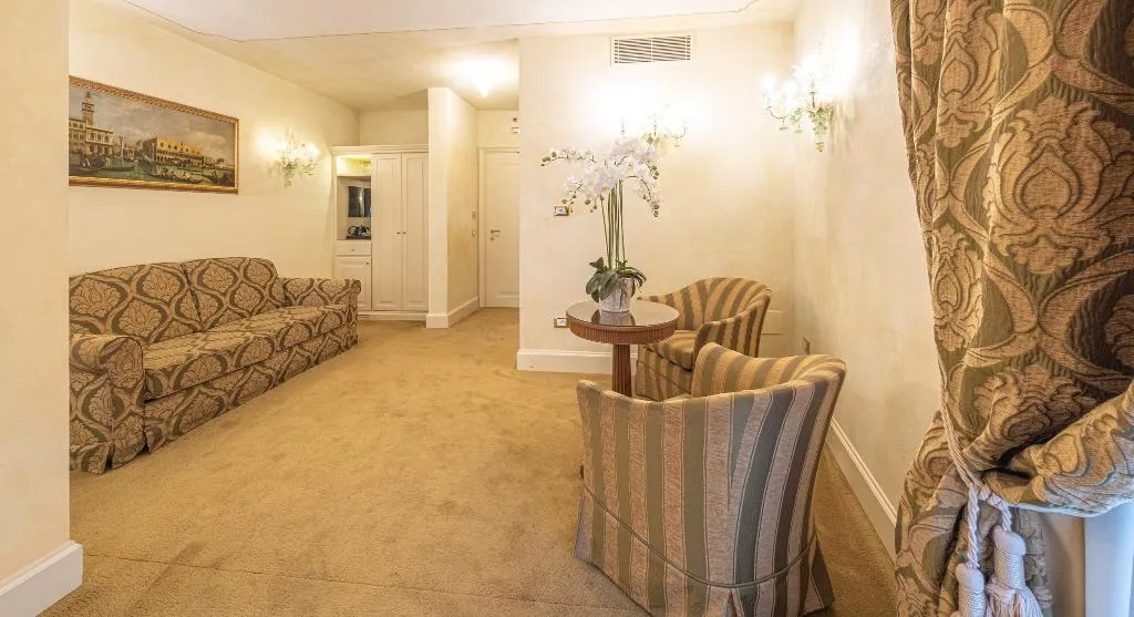 DOUBLE Accesible Deluxe  Room, Hotel Villa Barbarich, Venice