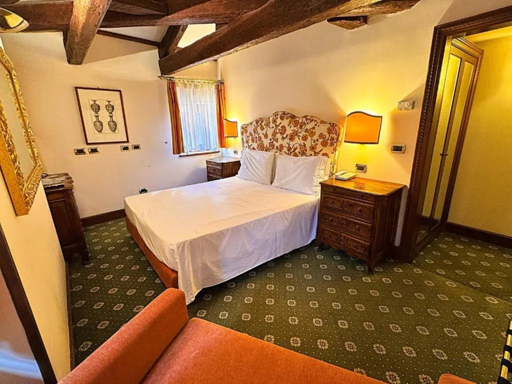 TRIPLE SUPERIOR Room, Corte Contarina, Venice
