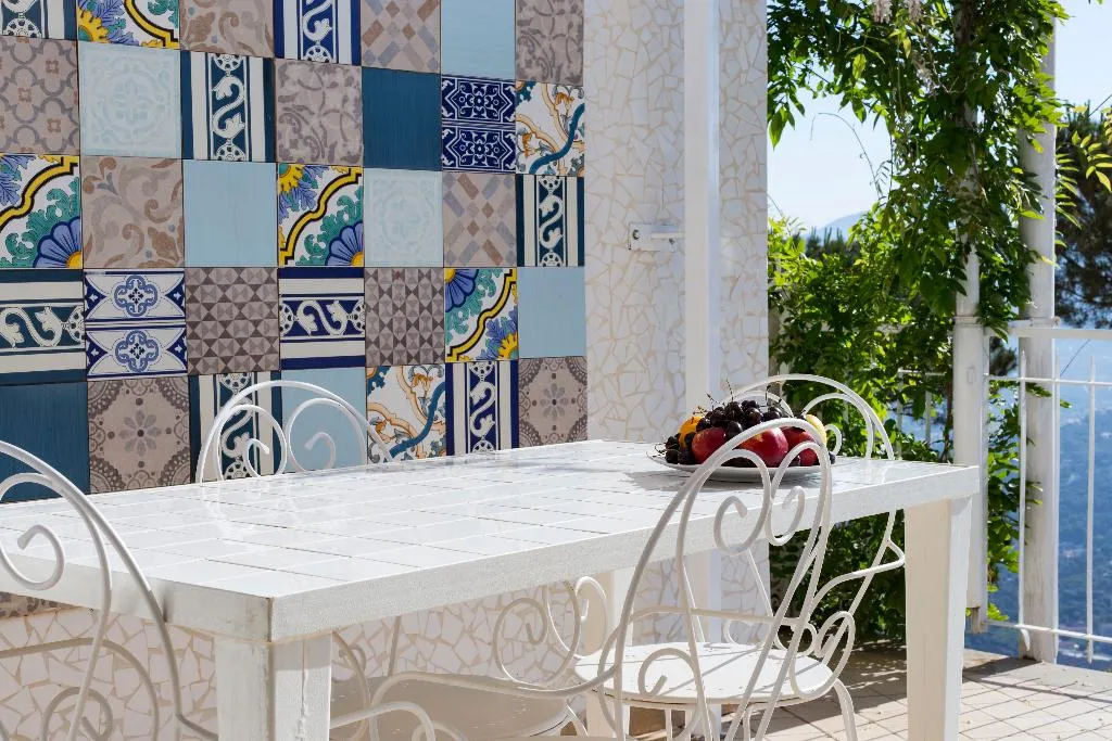 APARTMENT DUPLEX Room, Residence Le Terrazze Sorrento, Naples