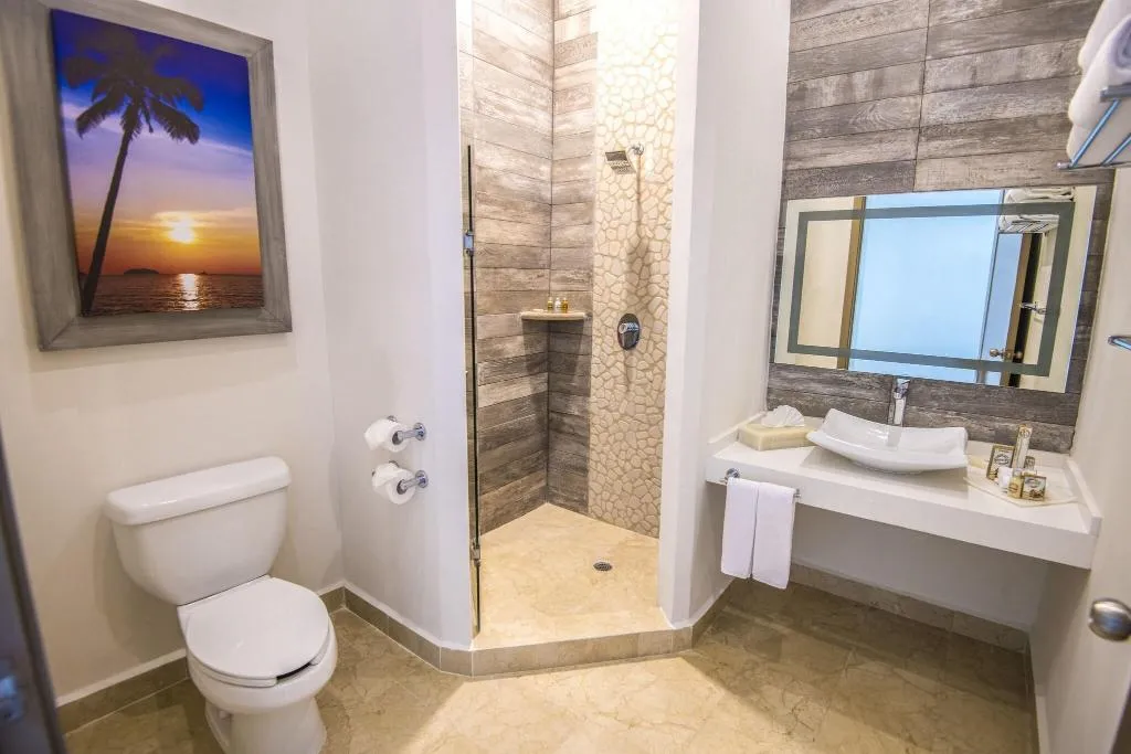 Room, Wyndham Alltra Playa del Carmen Adults Only All In, Playa Del Carmen