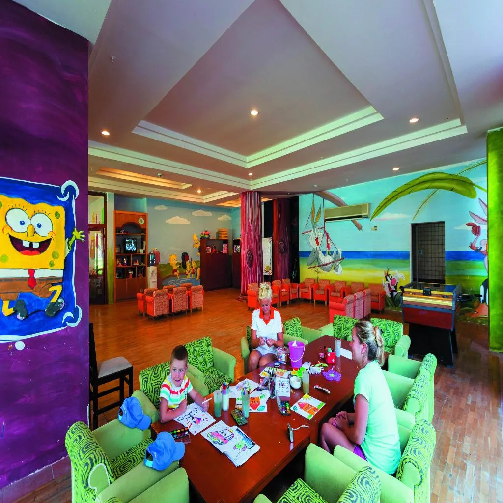 Sports and Entertainment, Defne Star, Antalya