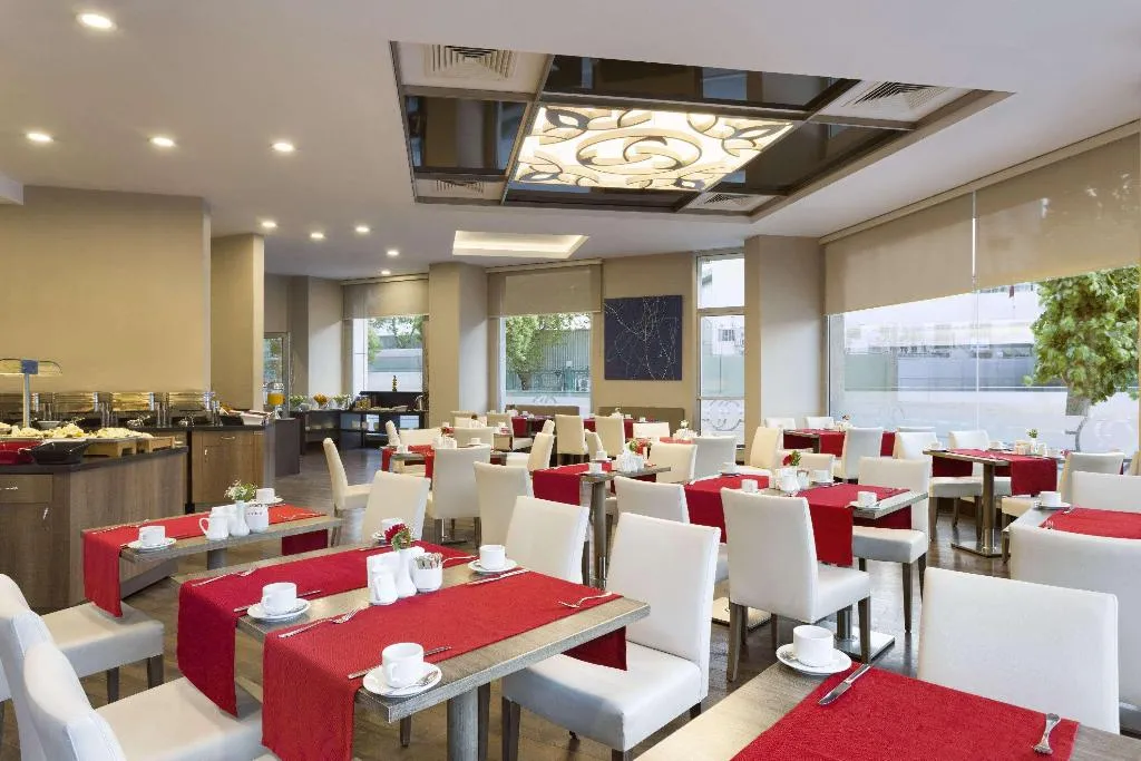 Restaurant, Ramada Plaza by Wyndham Izmir, Izmir