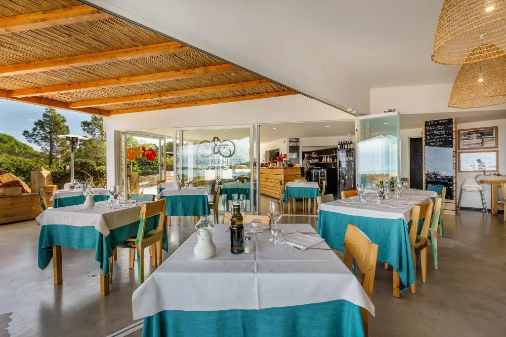 Restaurant, Lu Nibareddu Aparthotel, Olbia