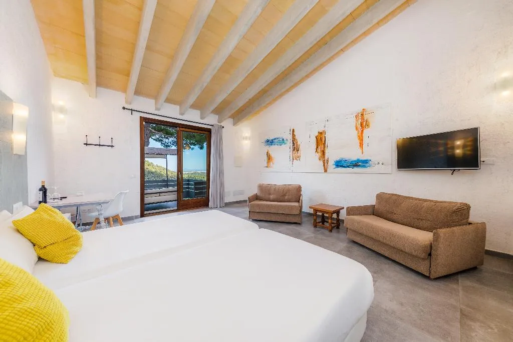 Double or Twin SUPERIOR Room, Finca Albellons, Majorca