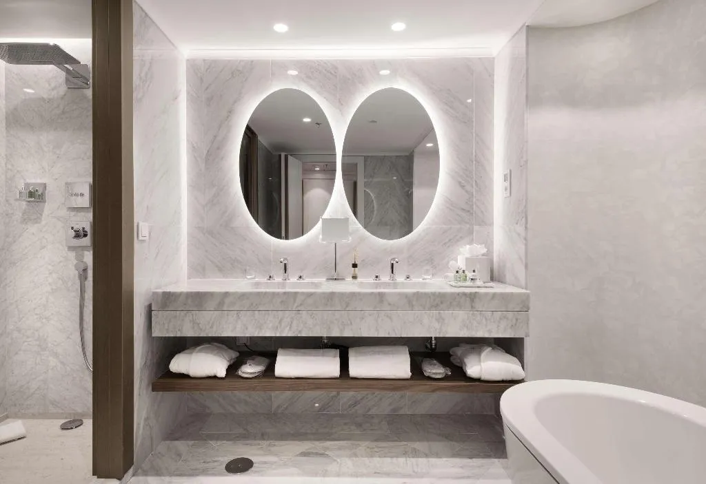 Room, NH Collection Madrid Eurobuilding, Madrid