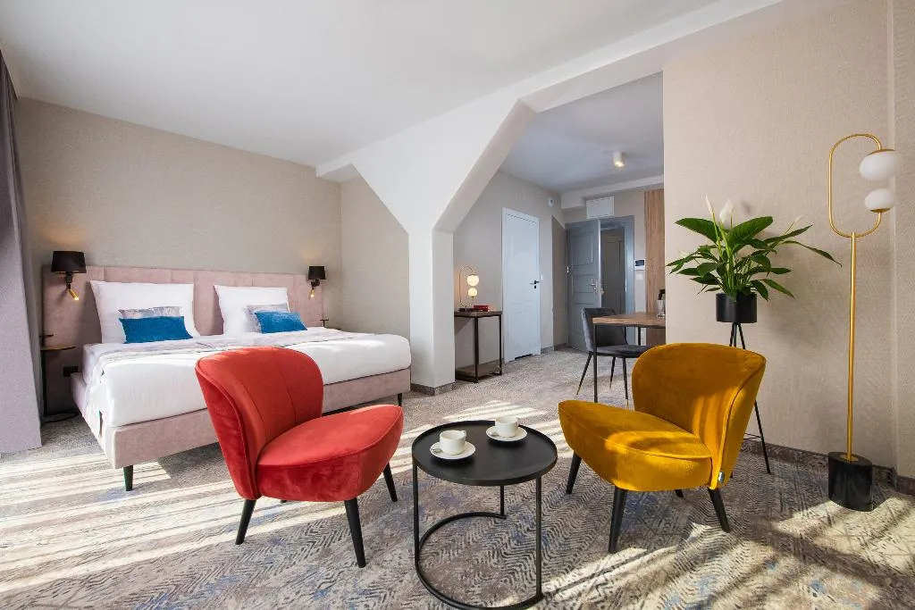 Double or Twin STANDARD Room, MR67 Mayera Rapaporta Aparthotel, Krakow