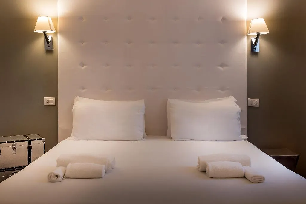 JUNIOR SUITE STANDARD Room, Borgofico Relais & Wellness, Rome