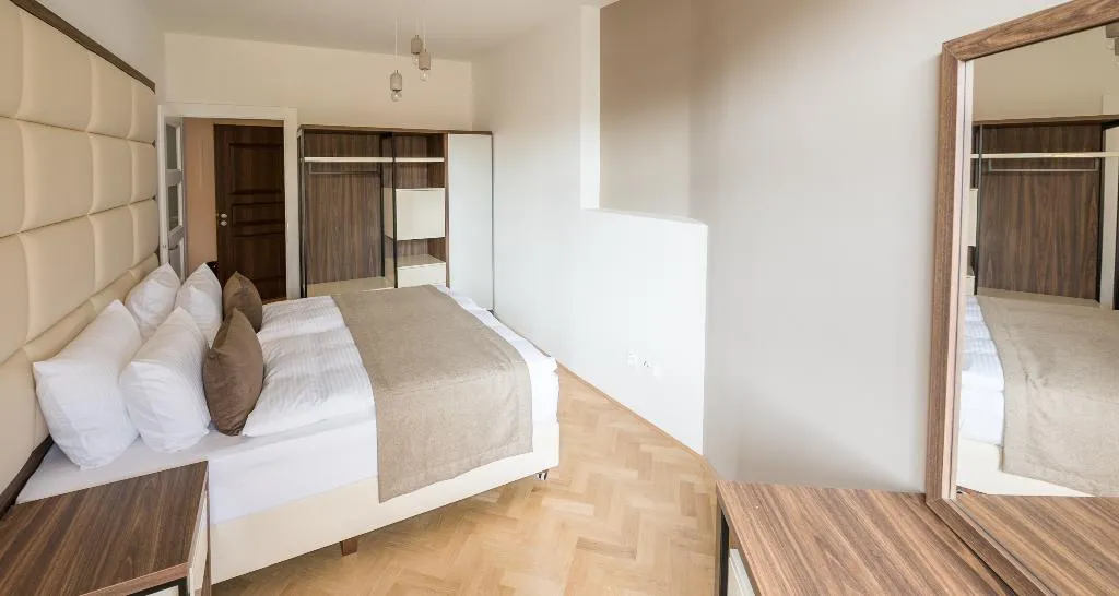 APARTMENT SUPERIOR Room, Letna Garden Suites, Prague