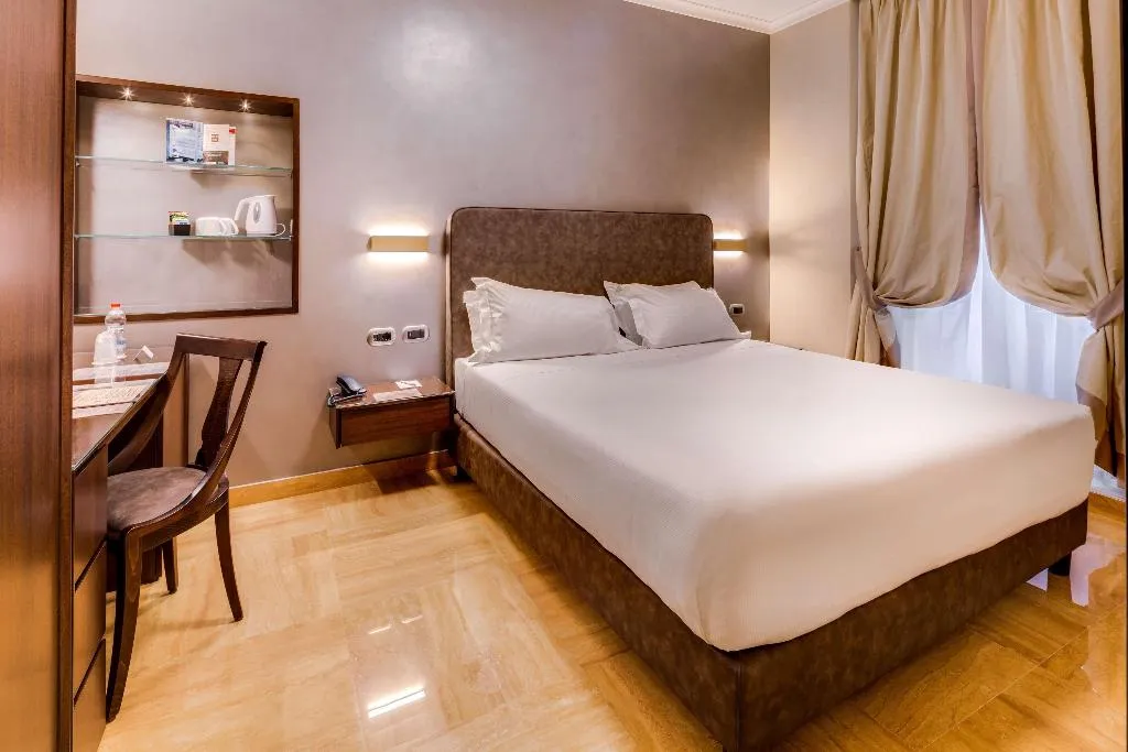 DOUBLE SUPERIOR Room, UNA HOTELS Galles Milano, Milan