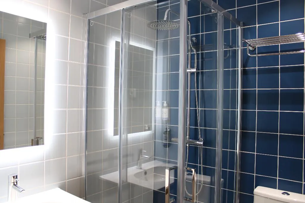 SINGLE STANDARD Room, Oporto Station Hostel & Rooms, Porto