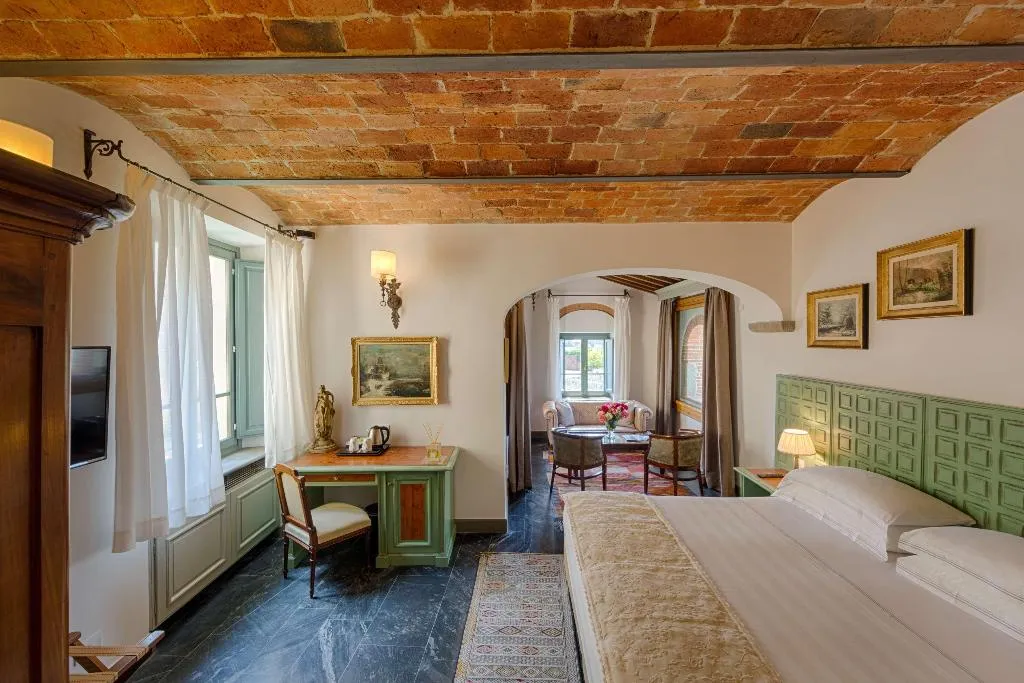 JUNIOR SUITE STANDARD Room, Hotel Mulino di Firenze, WorldHotels Crafted, Florence