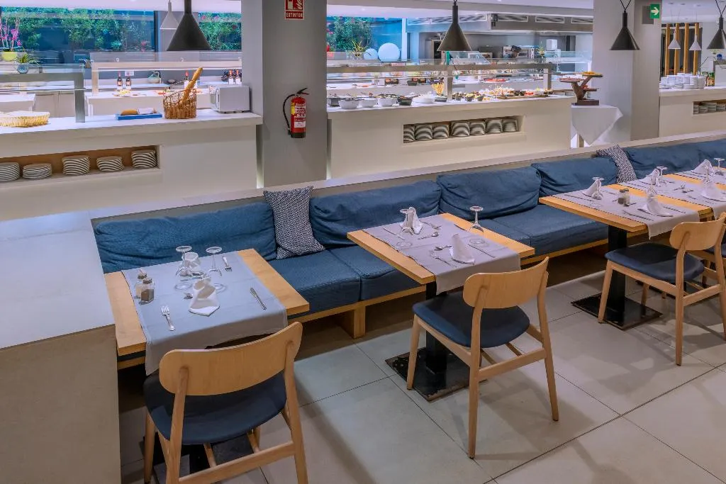 Restaurant, Caprici Beach Hotel & Spa, Costa Brava