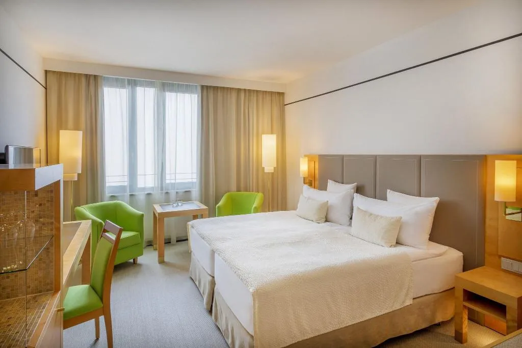 Room, Melia Berlin, Berlin