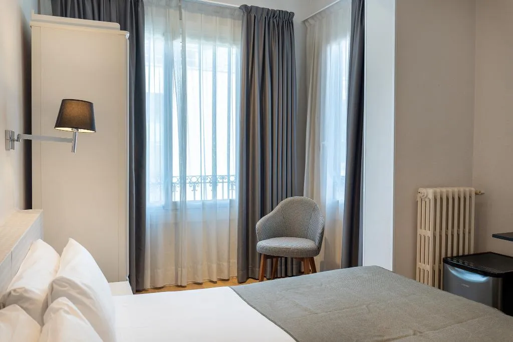 TWIN STANDARD Room, Meson Castilla Atiram Hotel, Barcelona