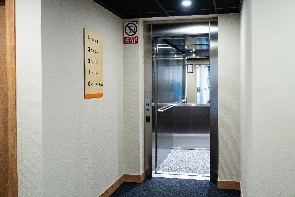 General view, easyHotel Madrid Alcala, Madrid