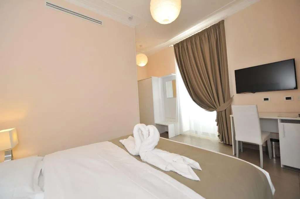 Room, Villa Zaccardi, Rome