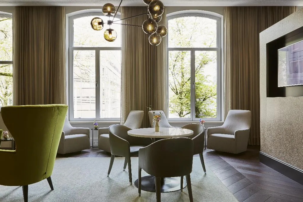 Sports and Entertainment, Hyatt Regency Amsterdam, Amsterdam