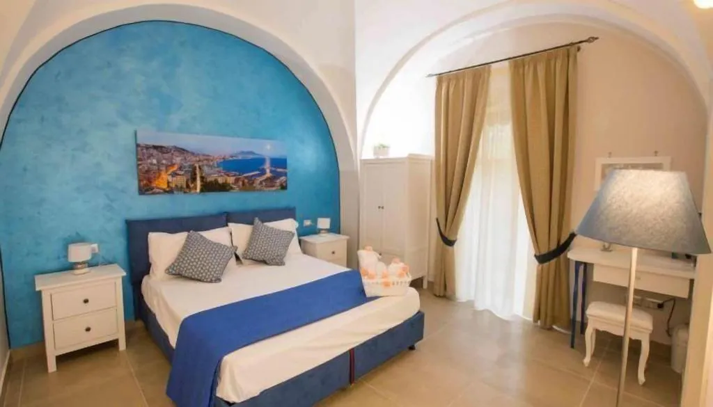 Room, Chiaia Suites, Naples