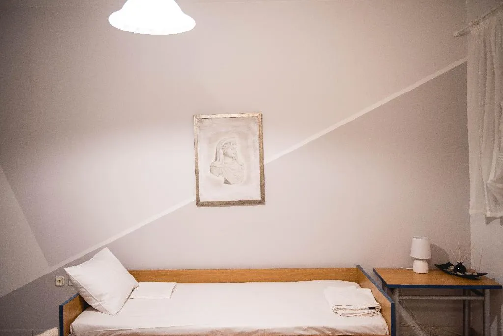 APARTMENT DELUXE QUEEN BED Room, Pantheon Deluxe Apartments, Rhodes