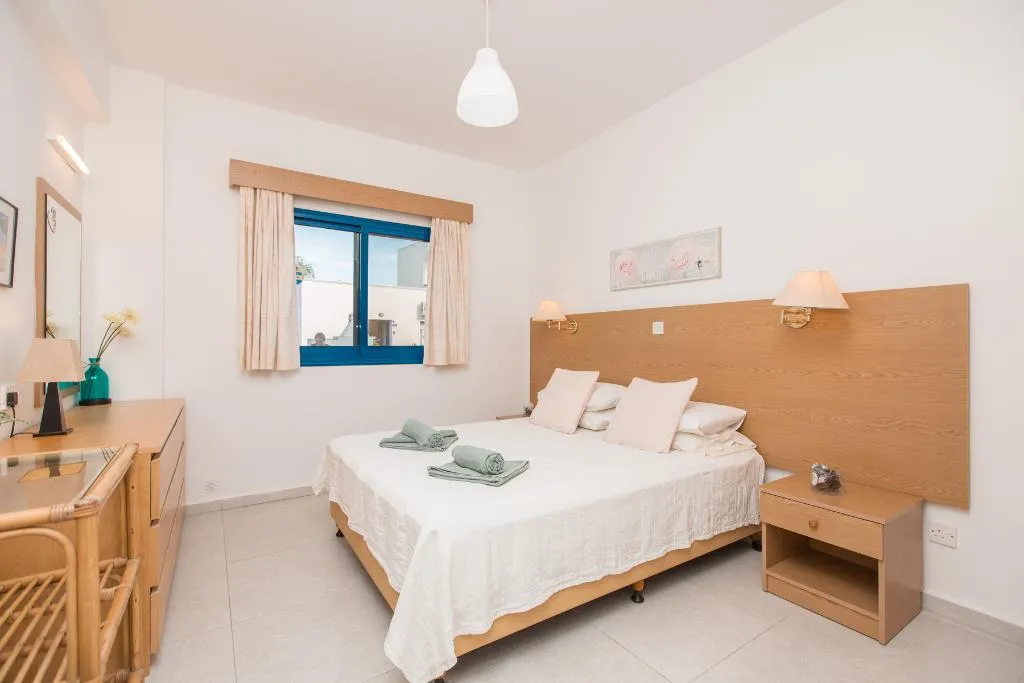 BUNGALOW ONE BEDROOM Room, Flouressia Gardens, Cyprus