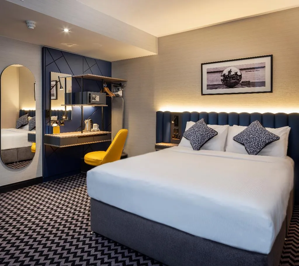DOUBLE STANDARD Room, Academy Plaza Hotel, Dublin