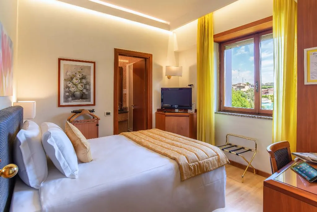 SINGLE STANDARD Room, La Giocca Hotel, Rome