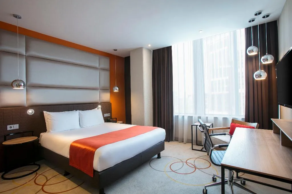 DOUBLE QUEEN SIZE BED Room, Holiday Inn Amsterdam-Arena Towers, Amsterdam