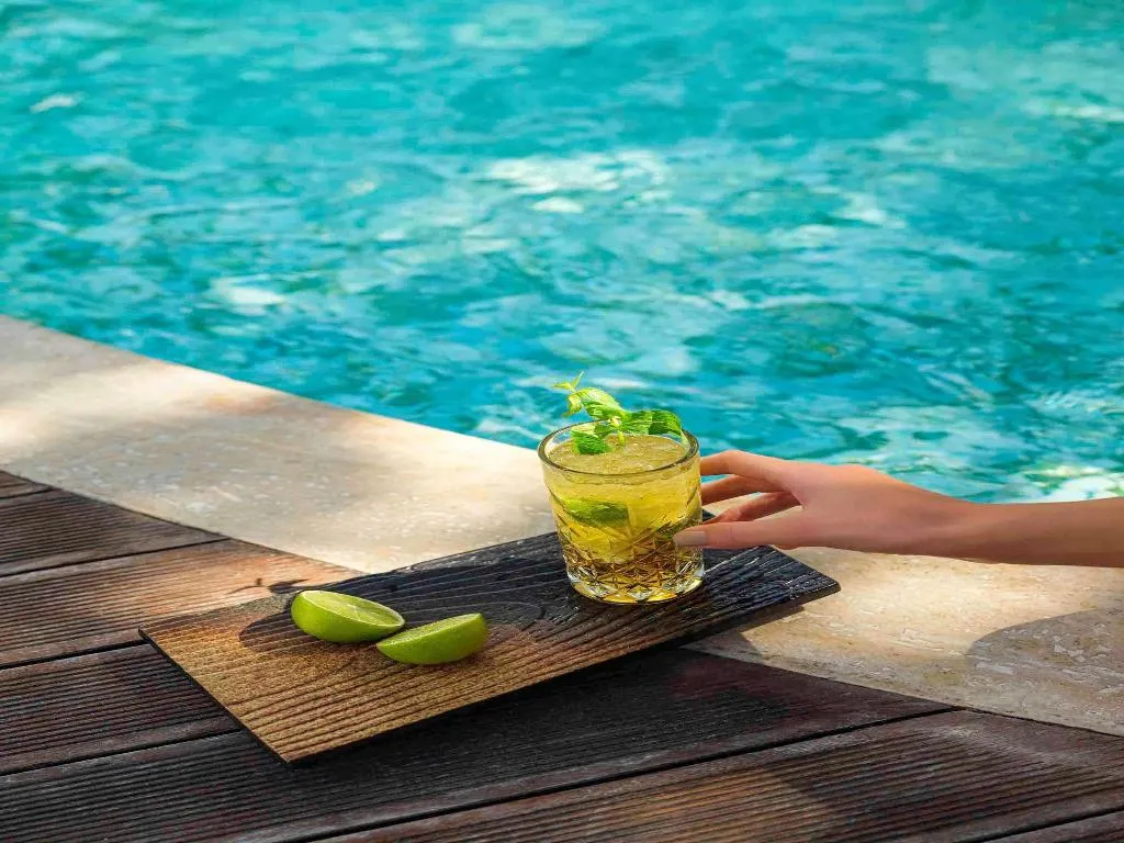 Pool, Swissotel Buyuk Efes Izmir, Izmir