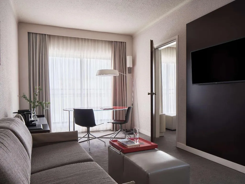 SUITE WITH DOUBLE BED Room, Novotel Athenes, Athens