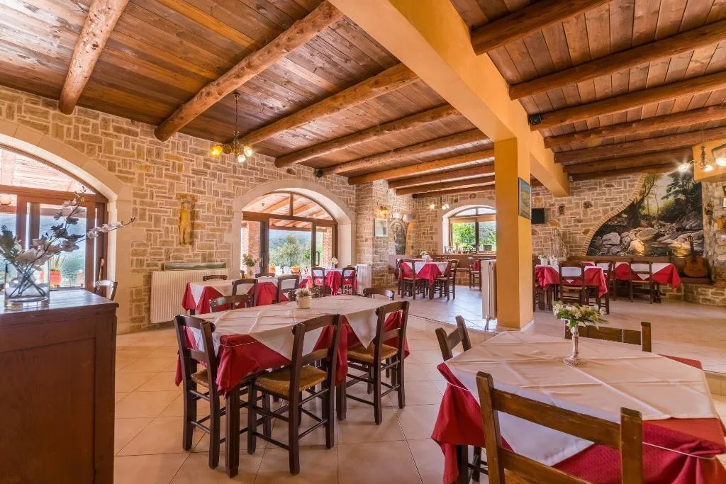 Lobby, Aravanes Mountain Resort & Eco Cuisine, Crete