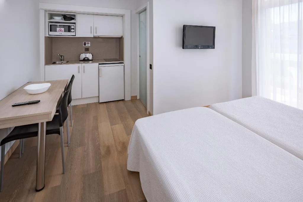 STUDIO CAPACITY 3 Room, Ponient Marinada by PortAventura World, Costa Dorada