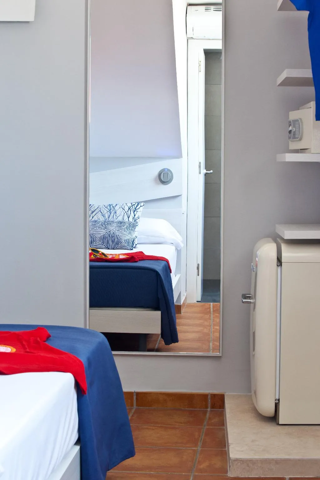 SINGLE PREMIUM Room, Ryans La Marina, Ibiza